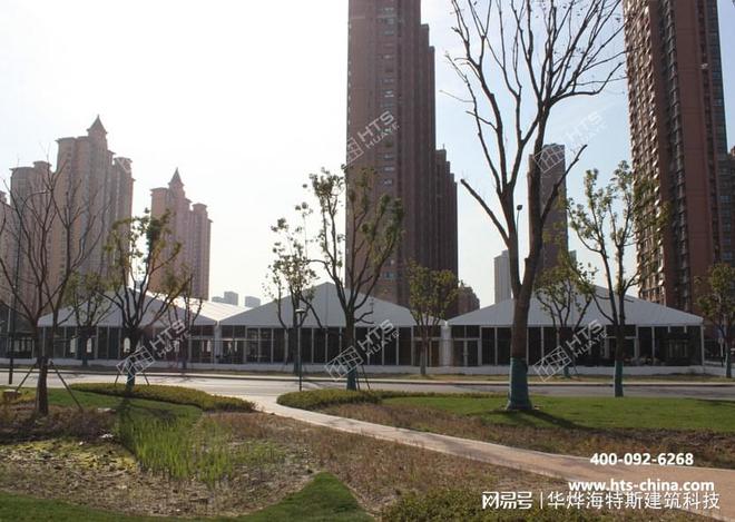 臨時(shí)菜市場(chǎng)篷房可以根據(jù)市場(chǎng)的需要組合靈活布局